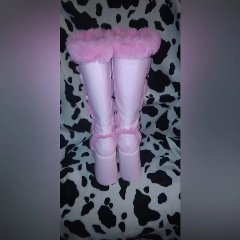 Demonia platform boots - Picture 2 of 3